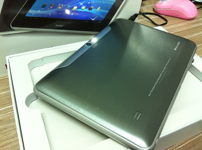 Ainol Novo7 Fire 1G DDR3 IPS Cortex A9 Dual Core Amlogic 8726-M6 Ainol Novo7 Fire 1G DDR3 IPS Cortex A9 Dual Core Amlogic 8726-M6