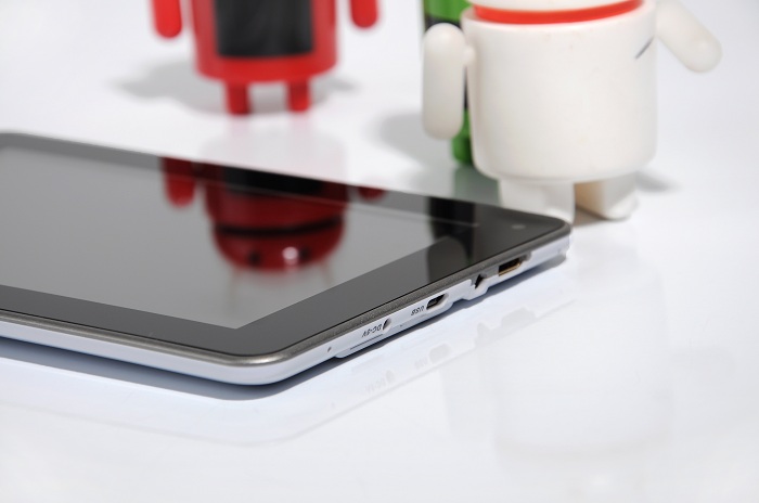 Netpad
- 3.5G Deluxe LY-F8I with 3G call sms Tablet PC Netpad - 3.5G Deluxe LY-F8I with 3G call
sms Tablet PC