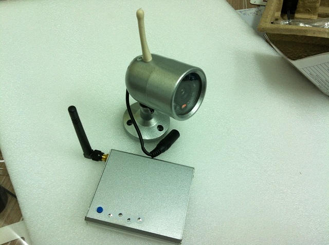 Solar DVR Security Camera - PIR Motion Detection Video Recording, 39 White LED Lights