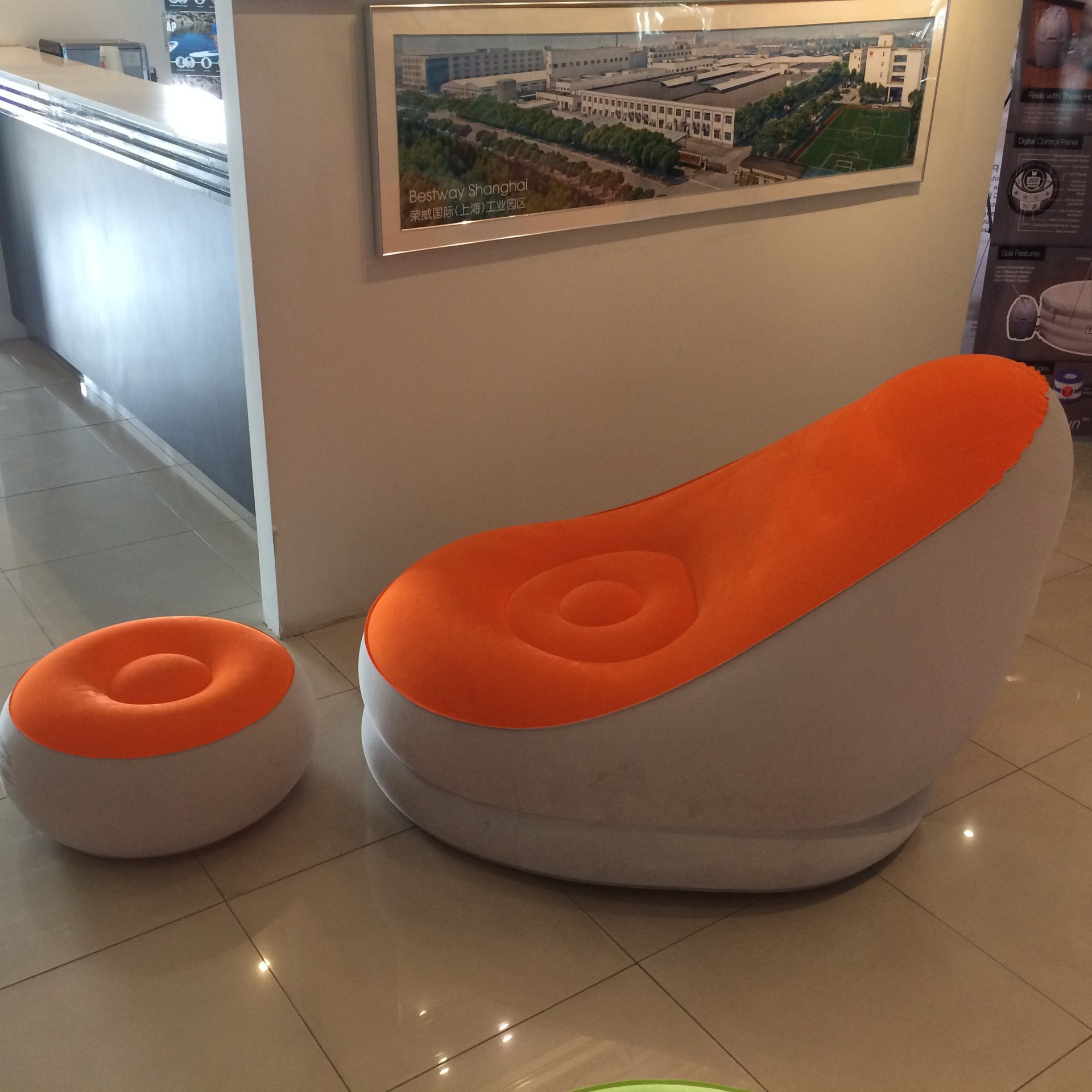 Bestway 75053 Comfort Inflatable Relaxing Single Air Chair + Foot Rest Lounge Seat Sofa Bestway 75053 Comfort Inflatable Relaxing Single Air Chair + Foot Rest Lounge Seat Sofa