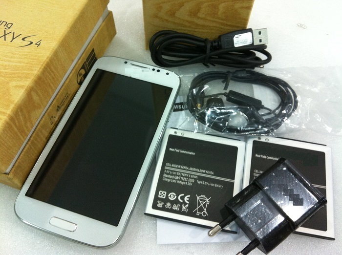 Galaxy S4 1:1 Copy / Clone MTK6589 QuadCore 12.0 Mpixel 5 inch Android 4.2