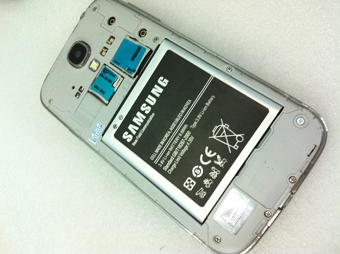 Galaxy S4 1:1 Copy / Clone MTK6589 QuadCore 12.0 Mpixel 5 inch Android 4.2