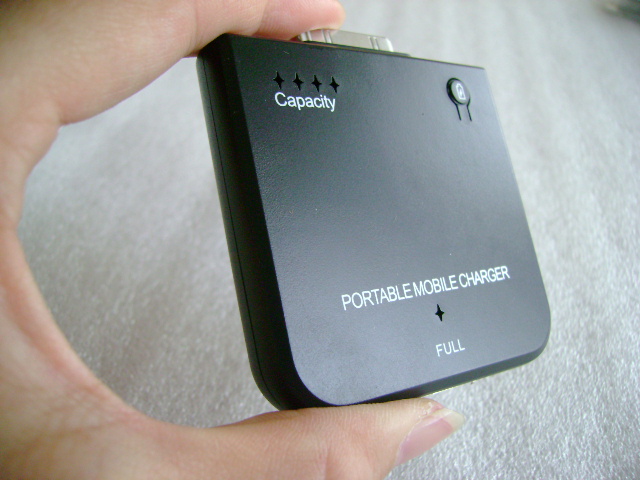 Apple iPhone Portable Mobile Charger 1900mAh