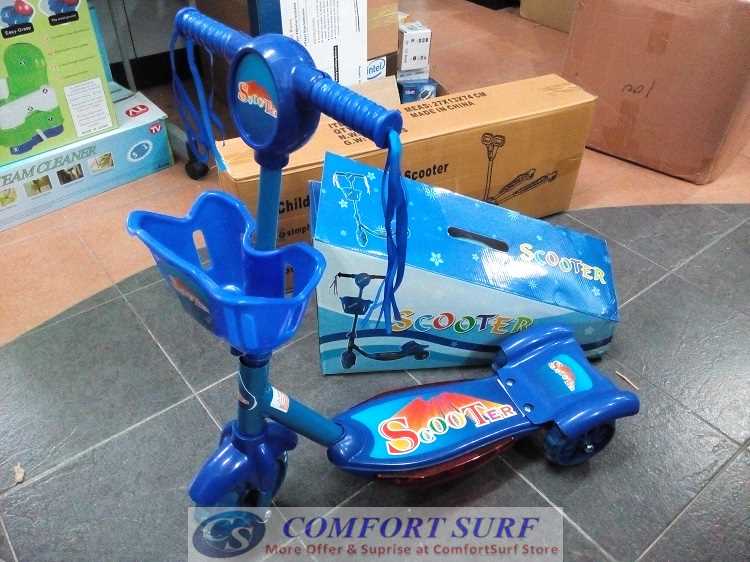 Quality 3 Wheel Micro Scooter - With Build in Music and LED Flashing Light & Basket -